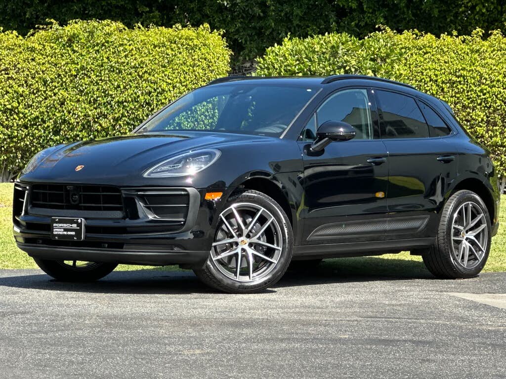2026 Porsche Macan