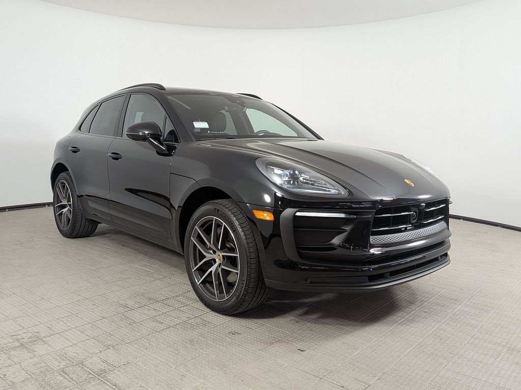 2026 Porsche Macan