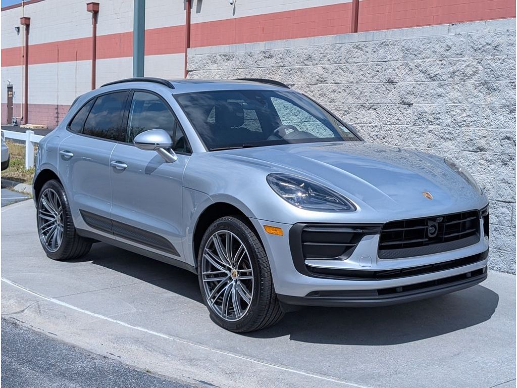 2026 Porsche Macan