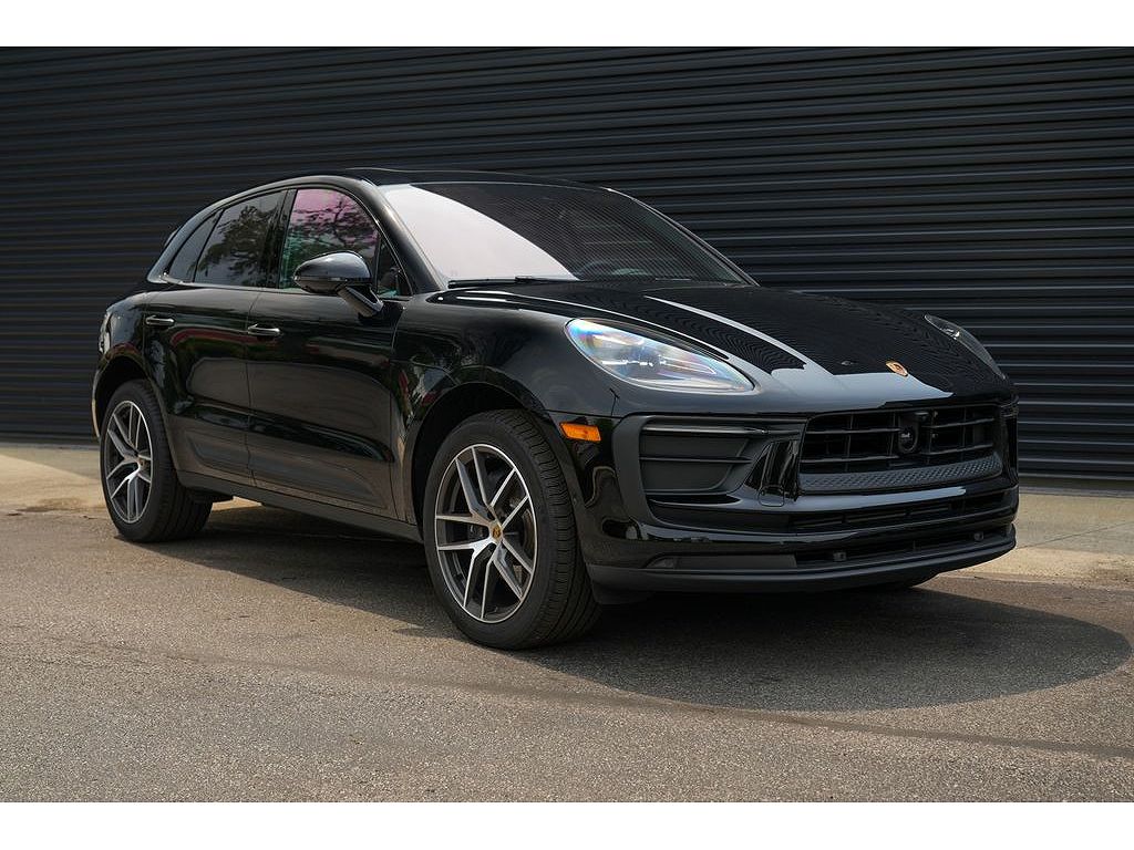 2026 Porsche Macan