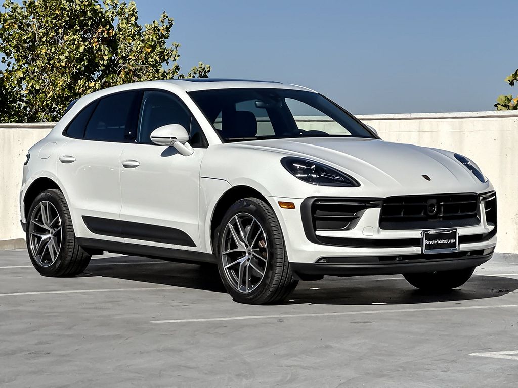 2026 Porsche Macan