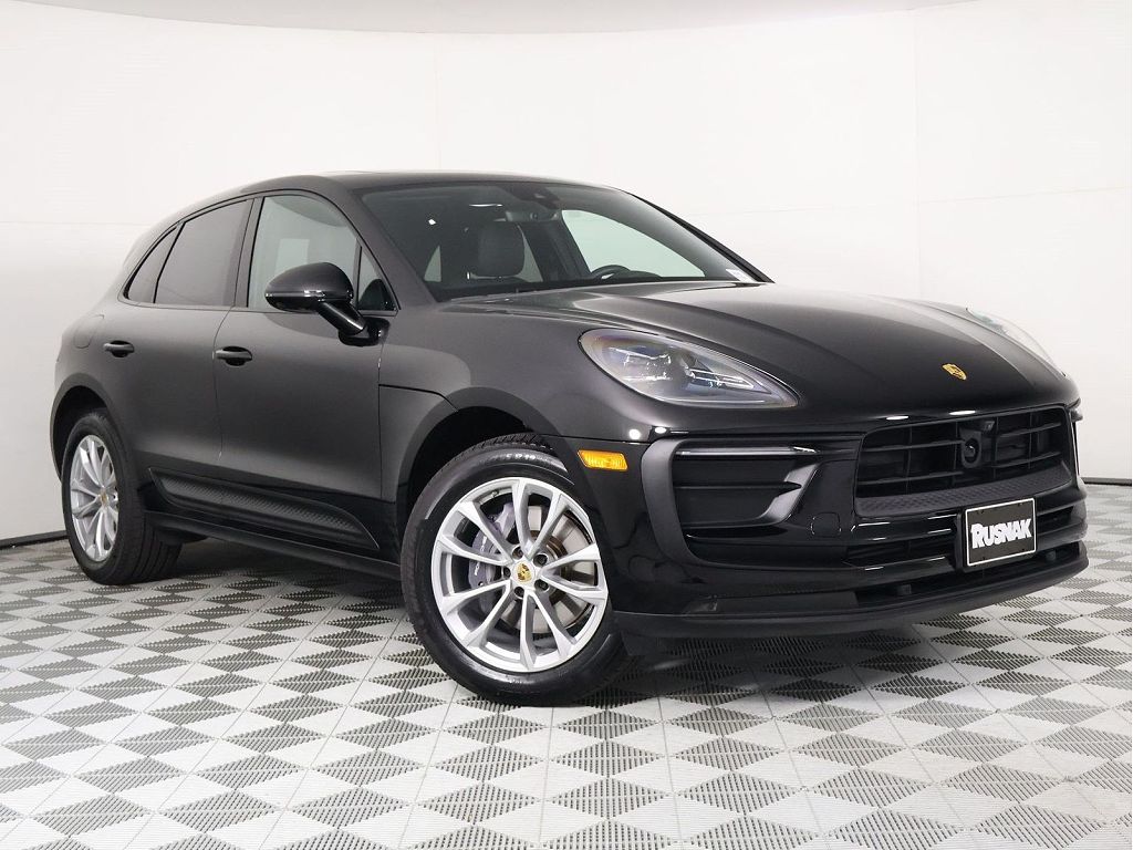 2026 Porsche Macan