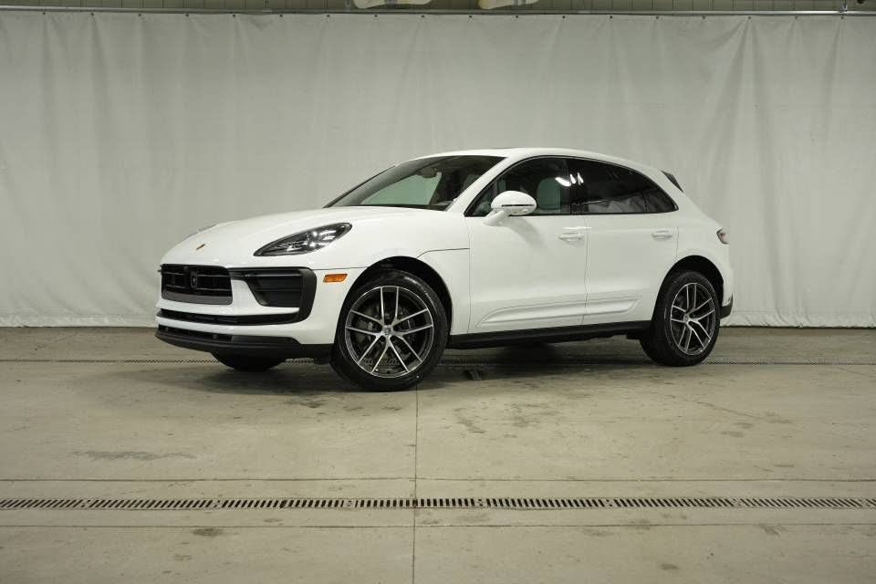 2026 Porsche Macan