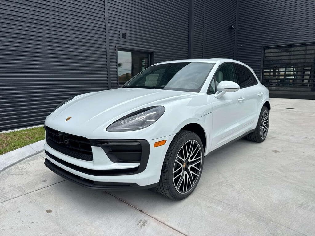 2026 Porsche Macan