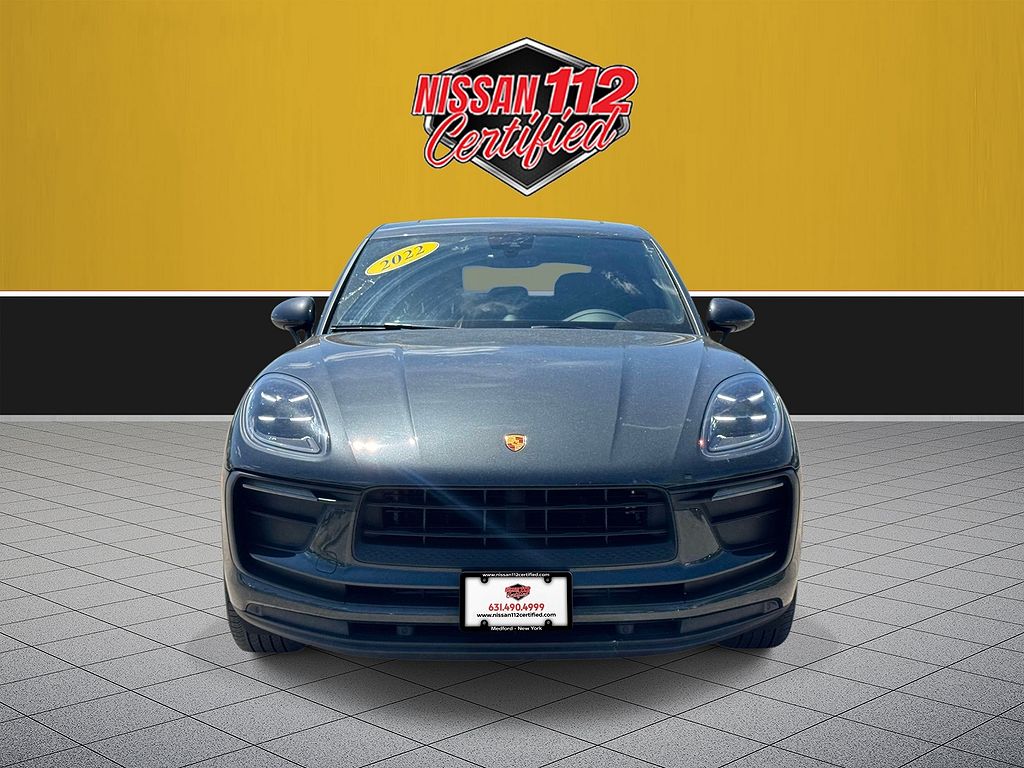 2022 Porsche Macan