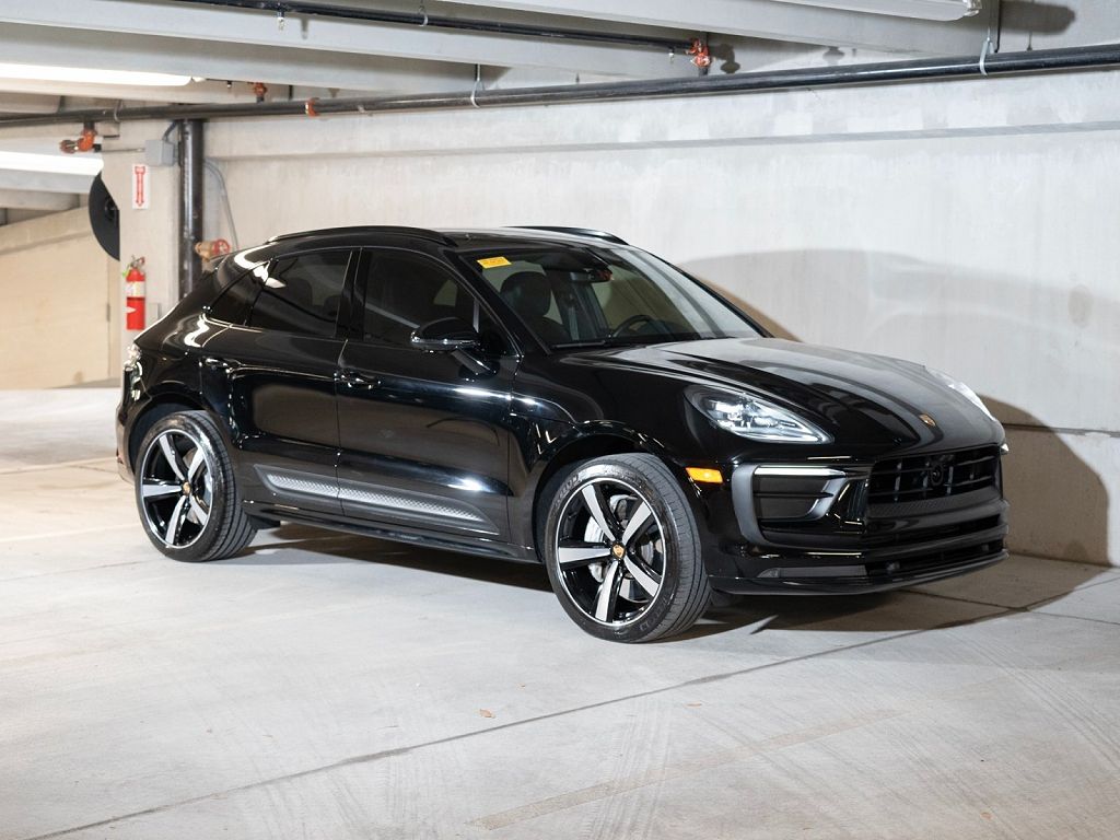 2023 Porsche Macan