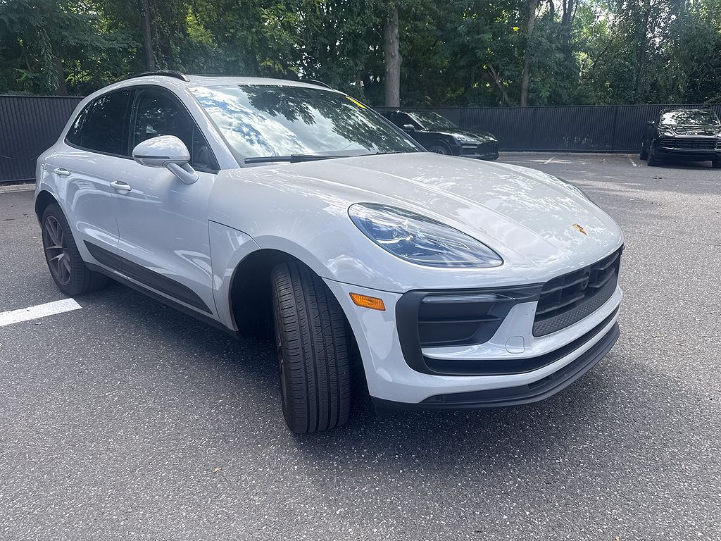 2023 Porsche Macan