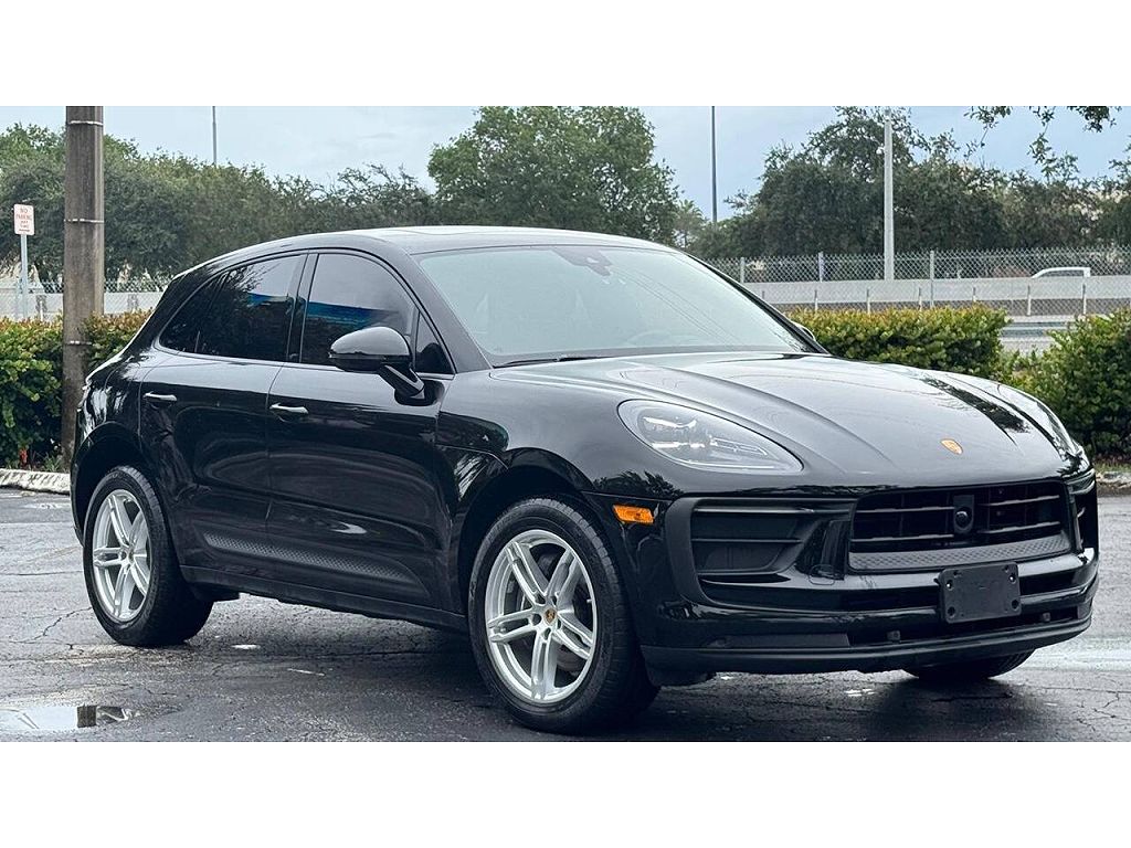 2023 Porsche Macan