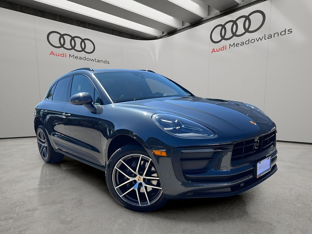 2025 Porsche Macan