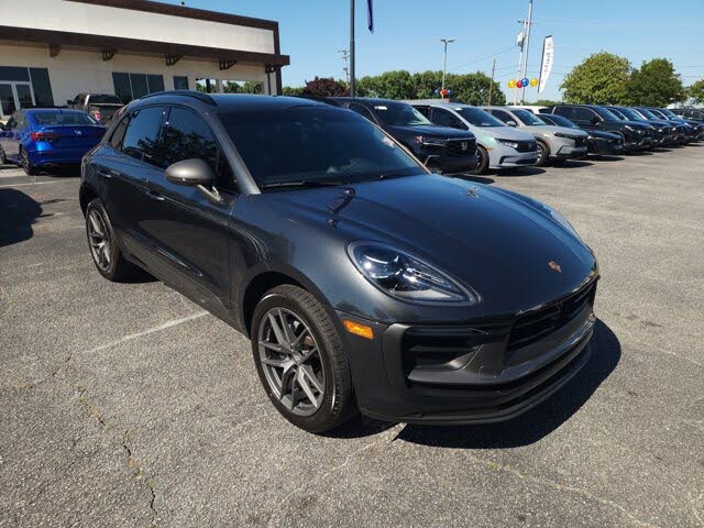 2025 Porsche Macan