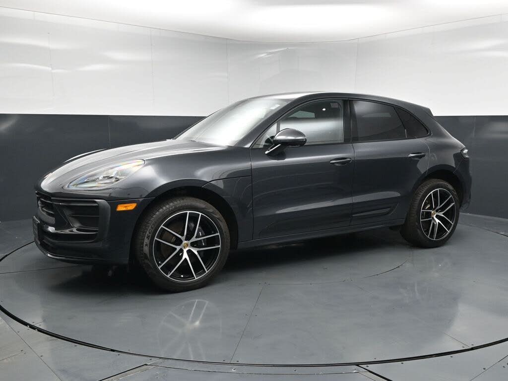 2025 Porsche Macan