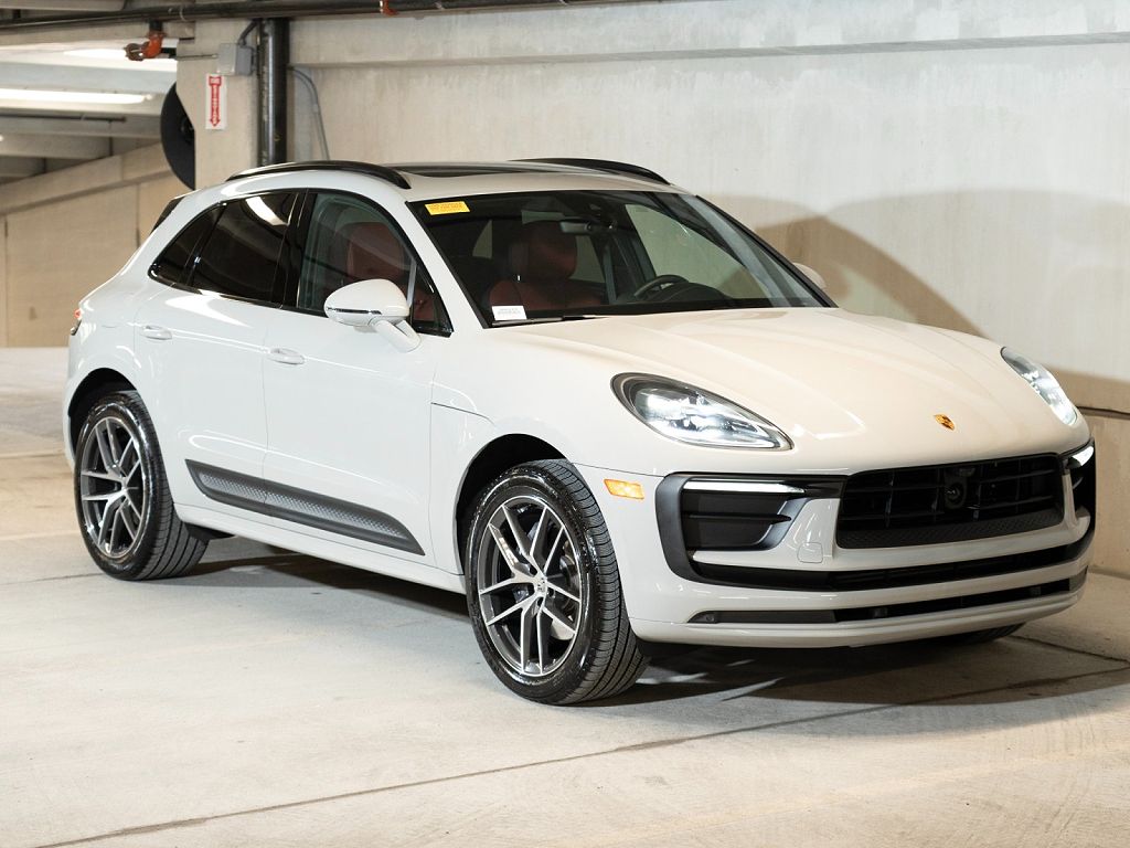 2026 Porsche Macan