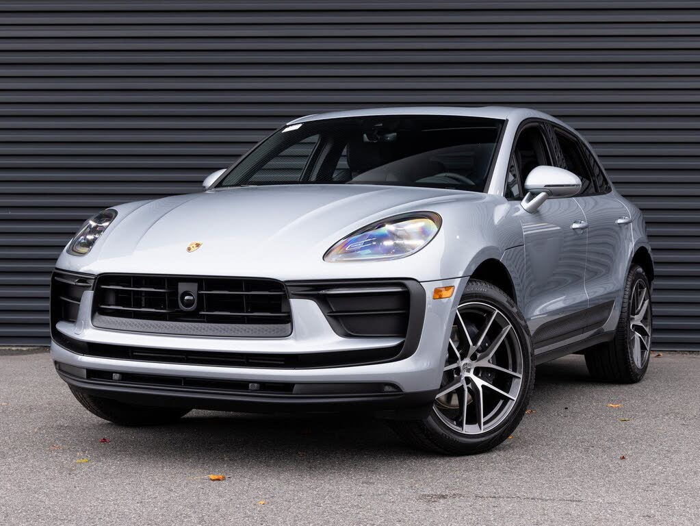 2026 Porsche Macan T