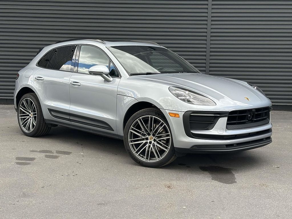 2026 Porsche Macan