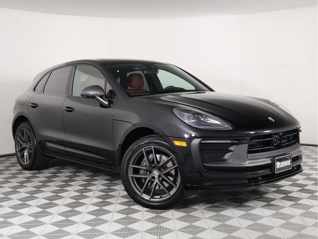 2026 Porsche Macan