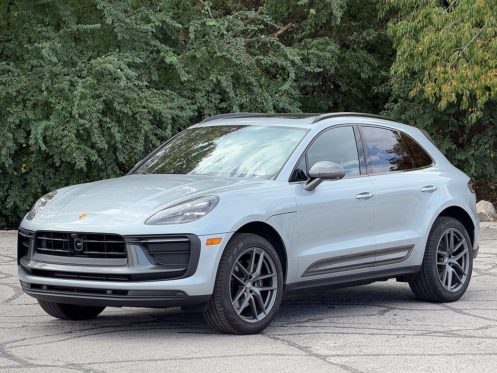 2026 Porsche Macan T