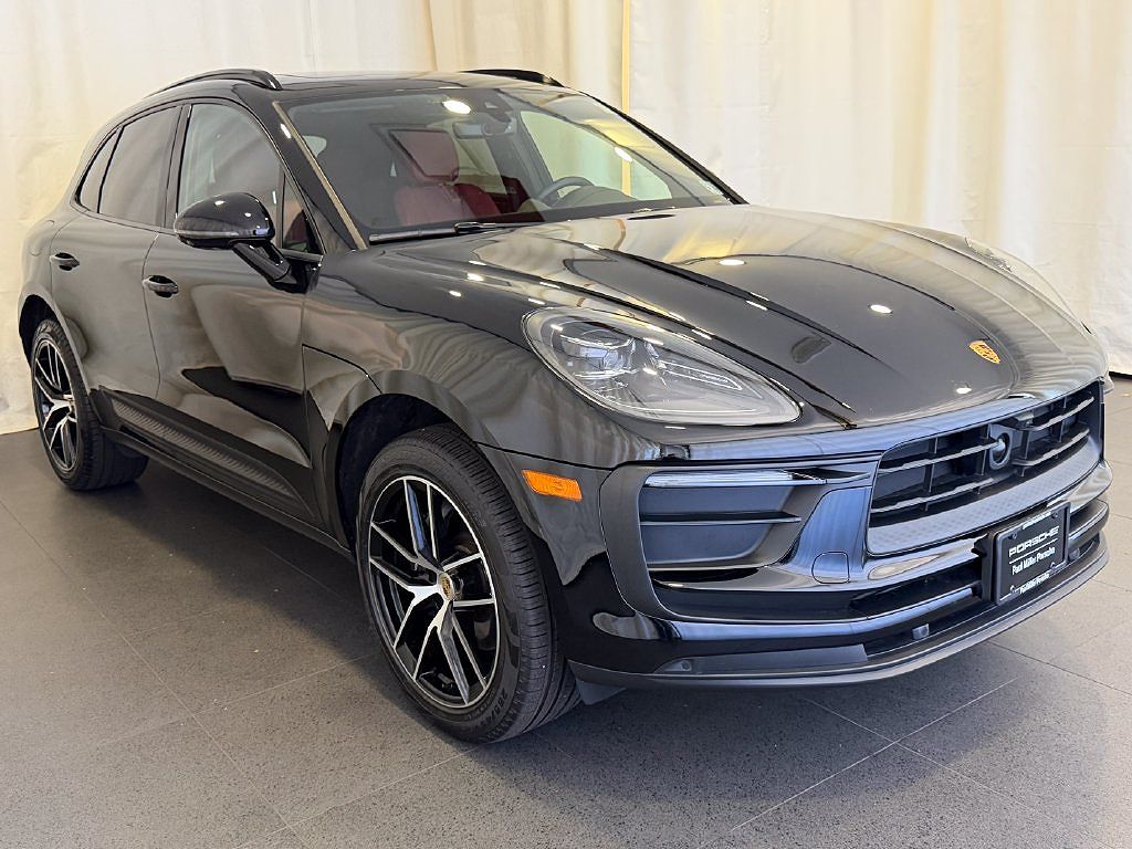 2026 Porsche Macan