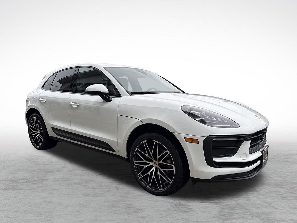 2023 Porsche Macan