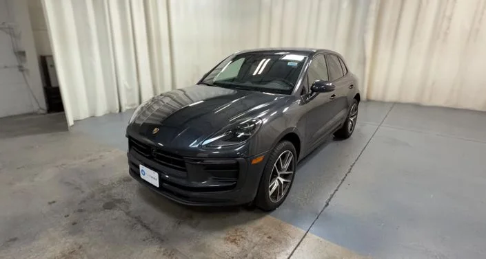 2023 Porsche Macan T