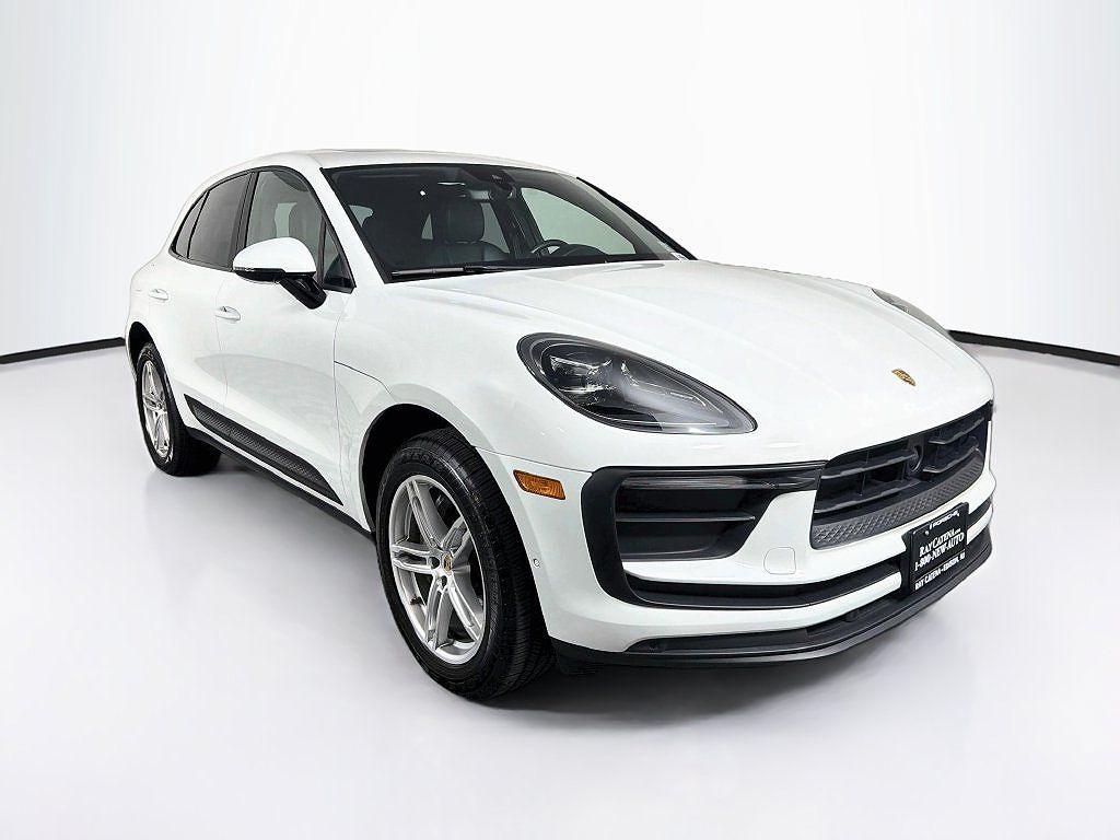 2023 Porsche Macan