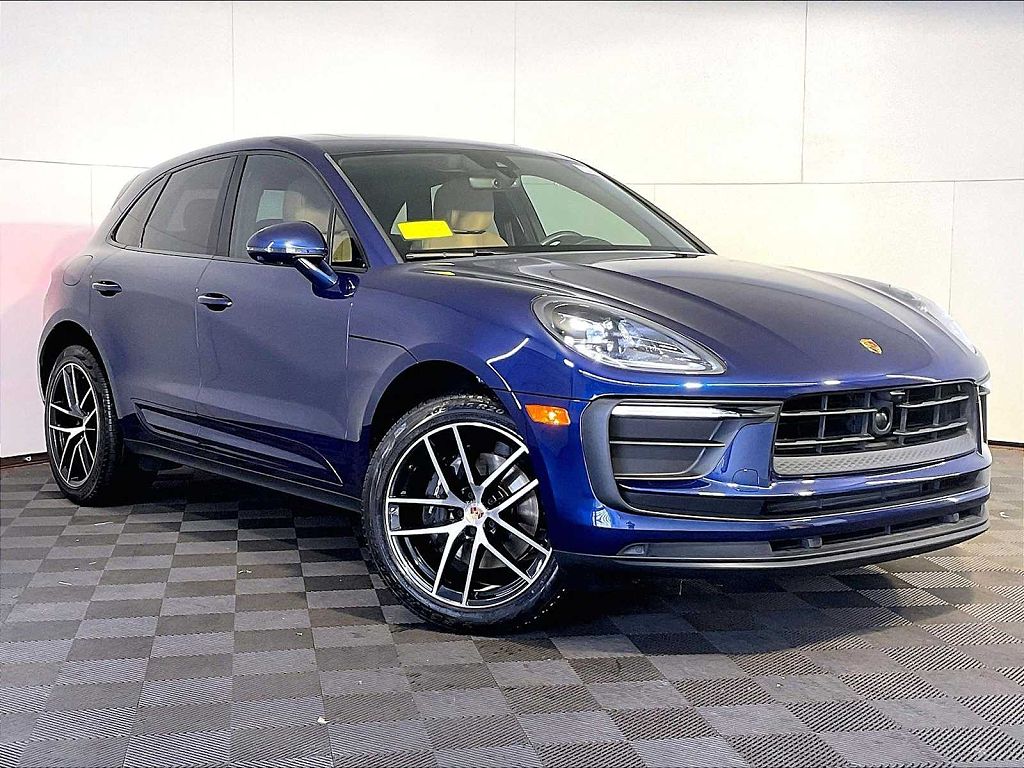 2023 Porsche Macan