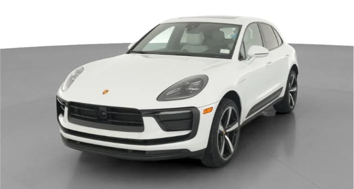 2023 Porsche Macan T