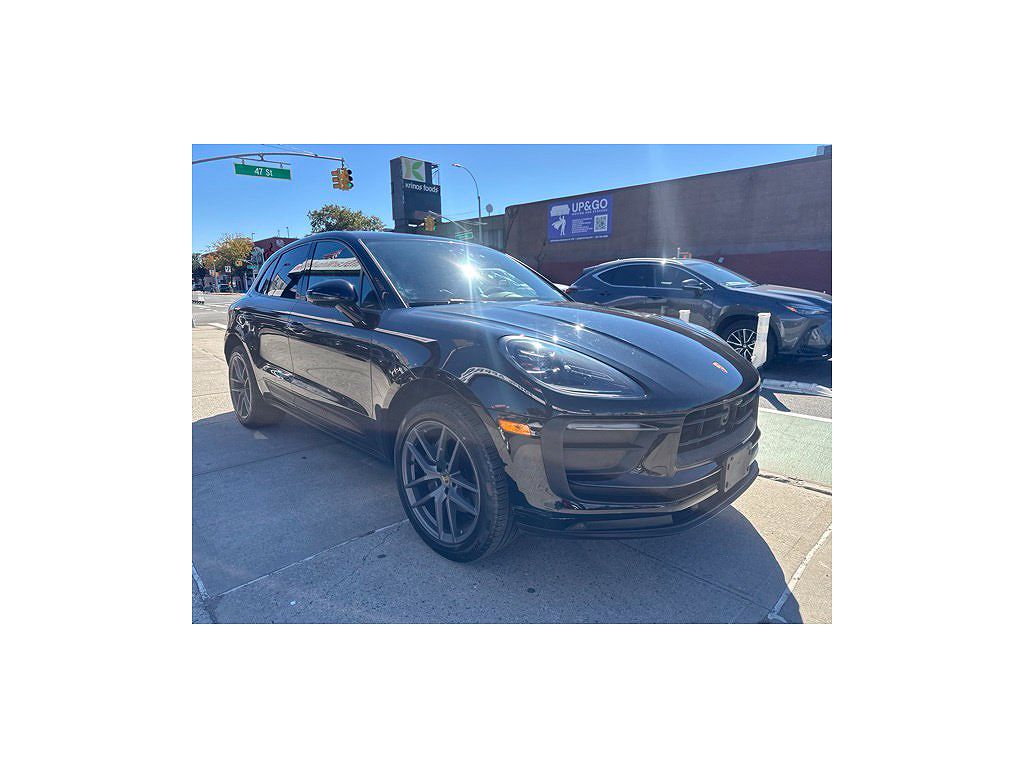 2024 Porsche Macan