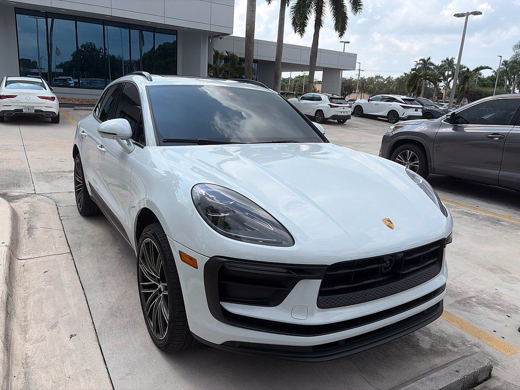 2024 Porsche Macan