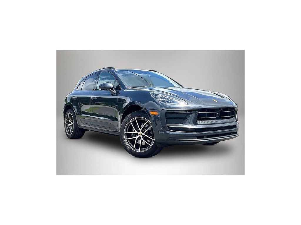 2025 Porsche Macan