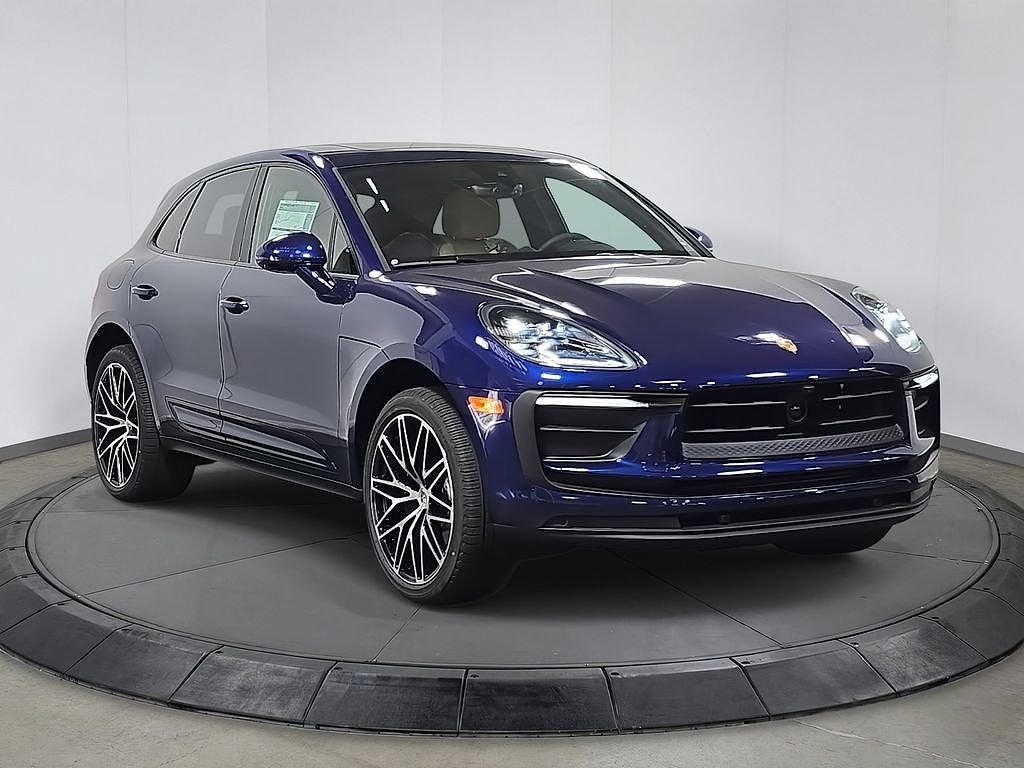 2025 Porsche Macan