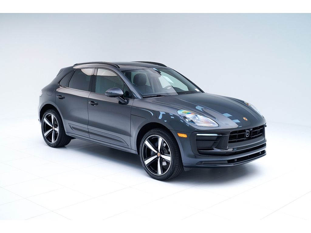 2026 Porsche Macan