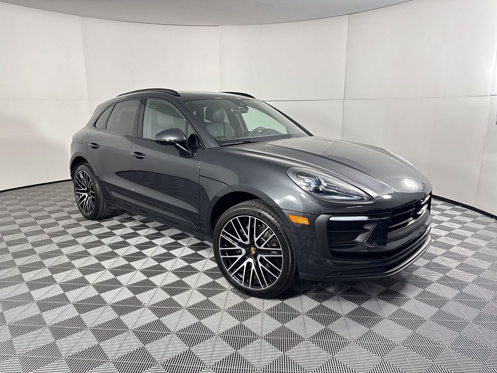 2026 Porsche Macan
