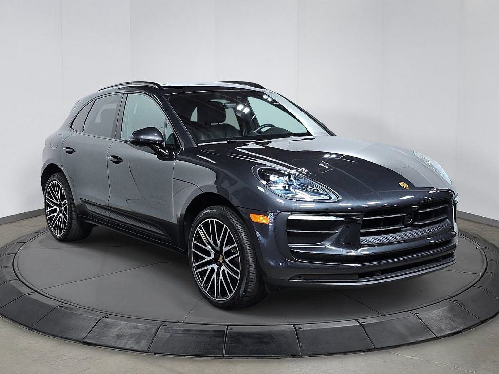 2026 Porsche Macan