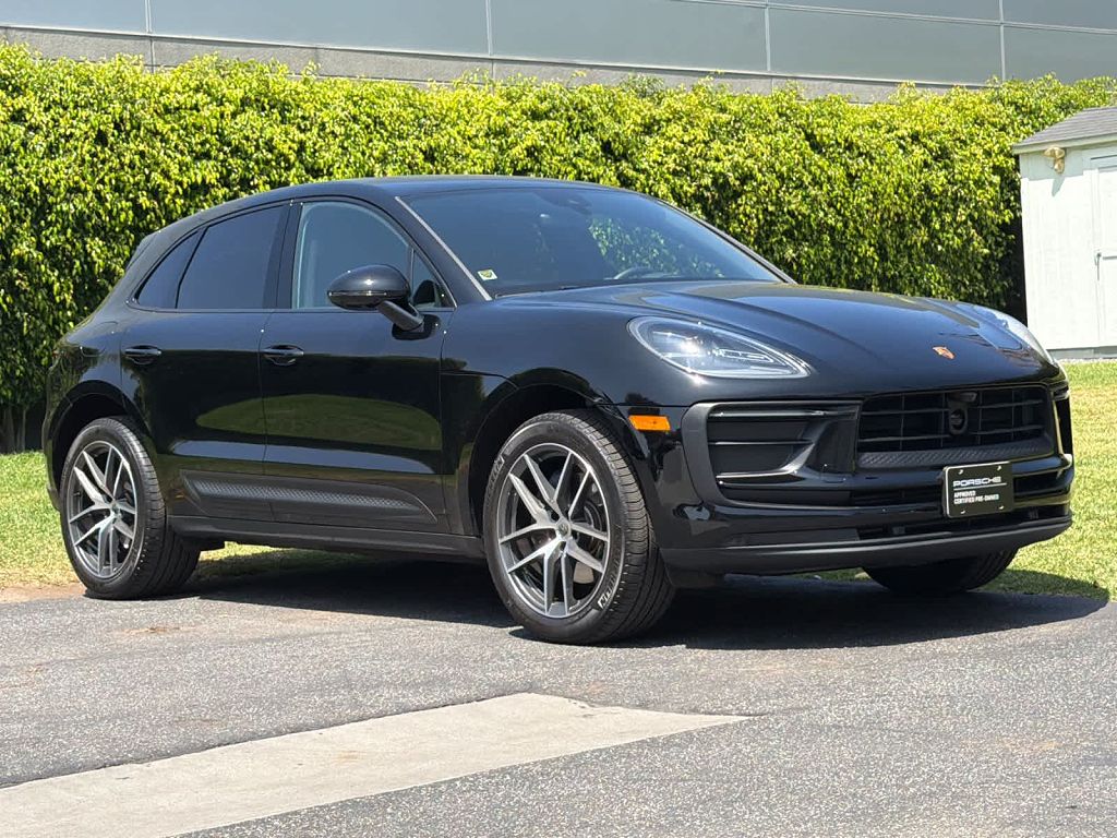 2026 Porsche Macan