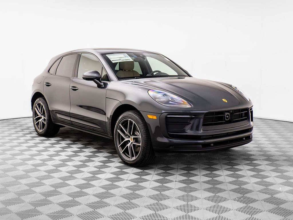 2026 Porsche Macan