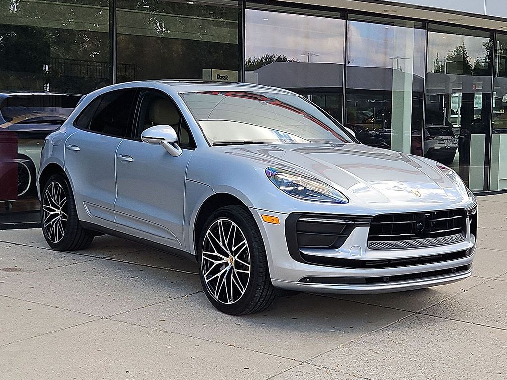 2026 Porsche Macan