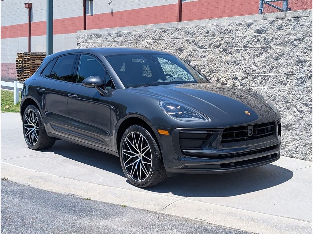 2026 Porsche Macan