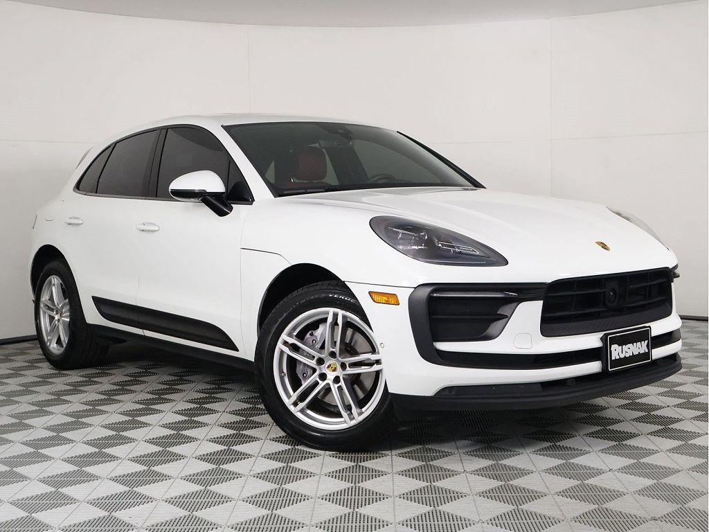 2023 Porsche Macan