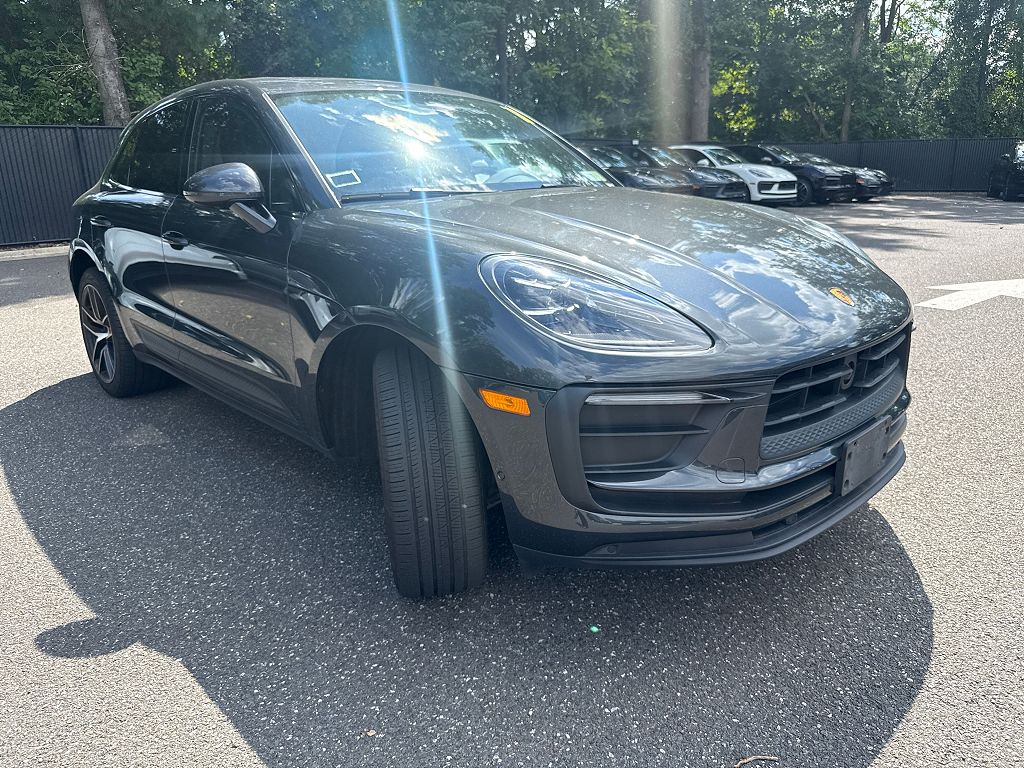 2023 Porsche Macan
