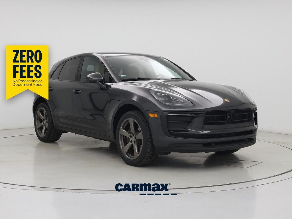 2023 Porsche Macan T