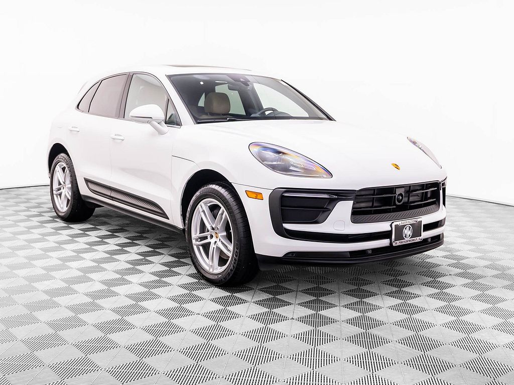 2023 Porsche Macan