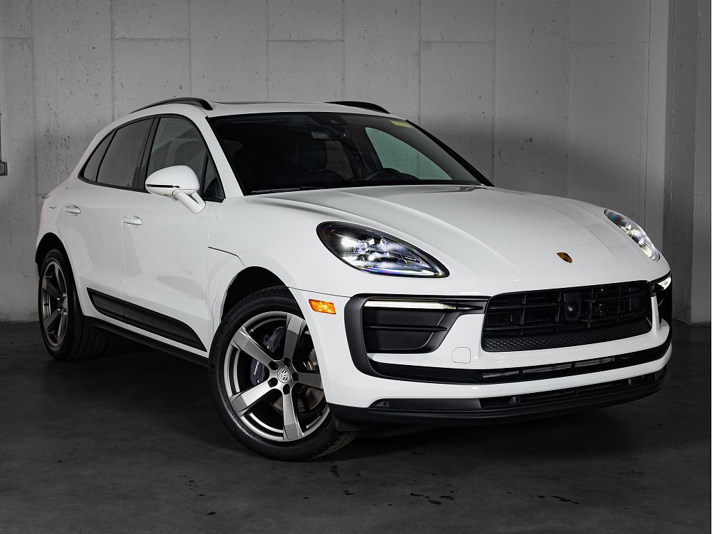 2023 Porsche Macan