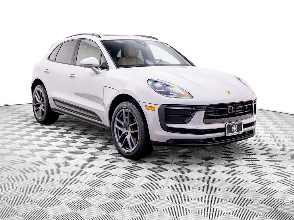 2023 Porsche Macan