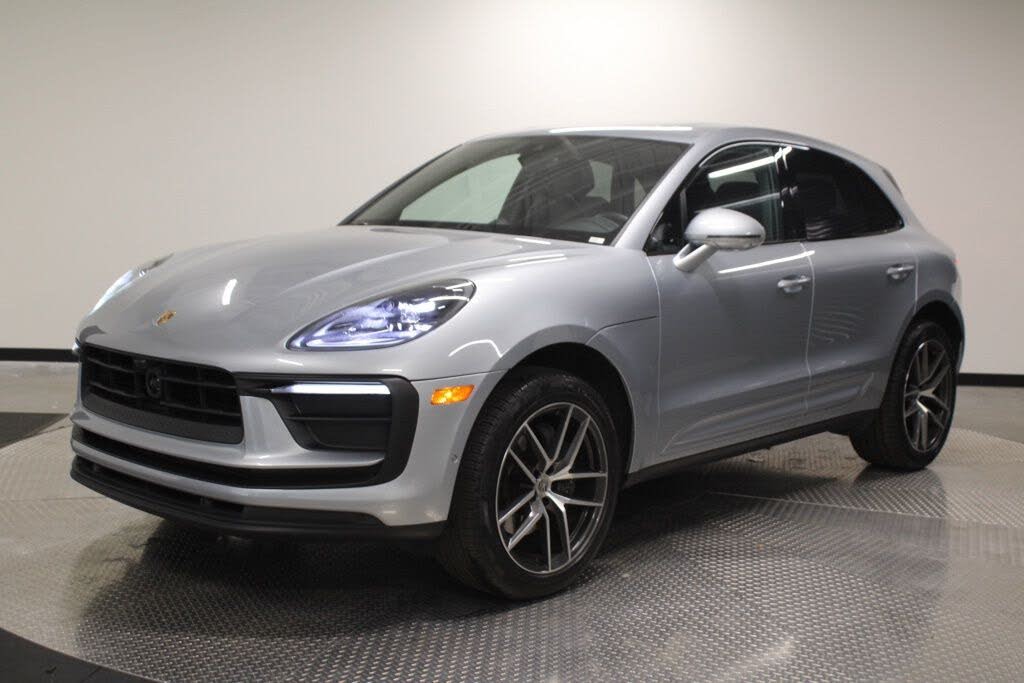 2025 Porsche Macan