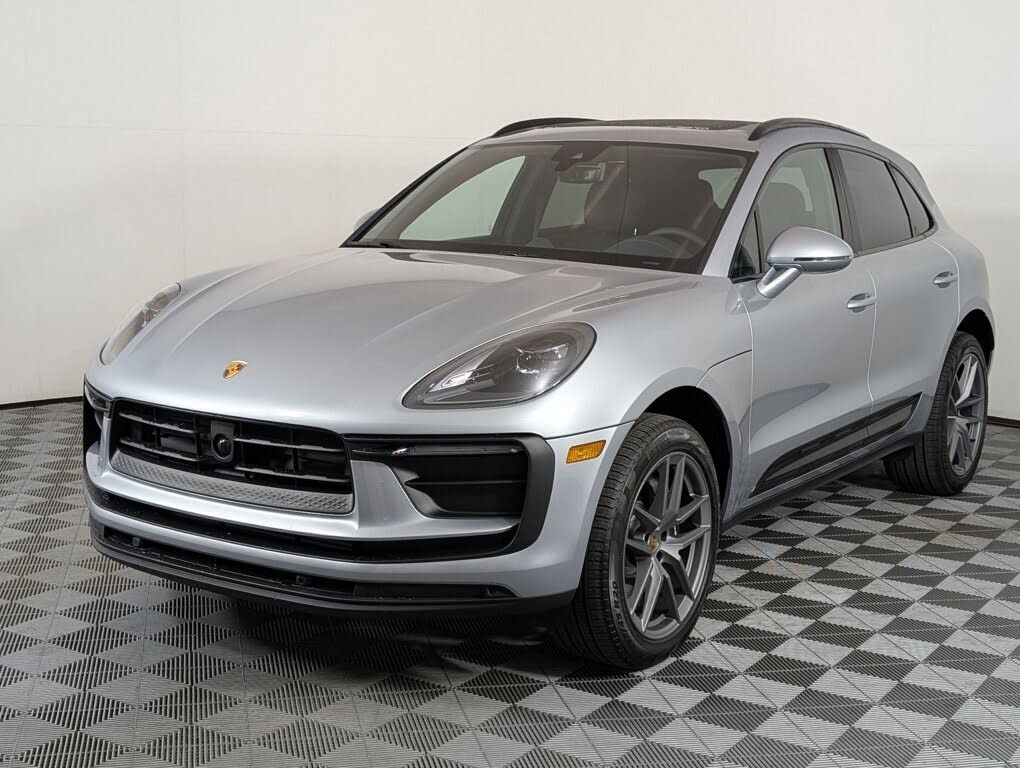 2025 Porsche Macan