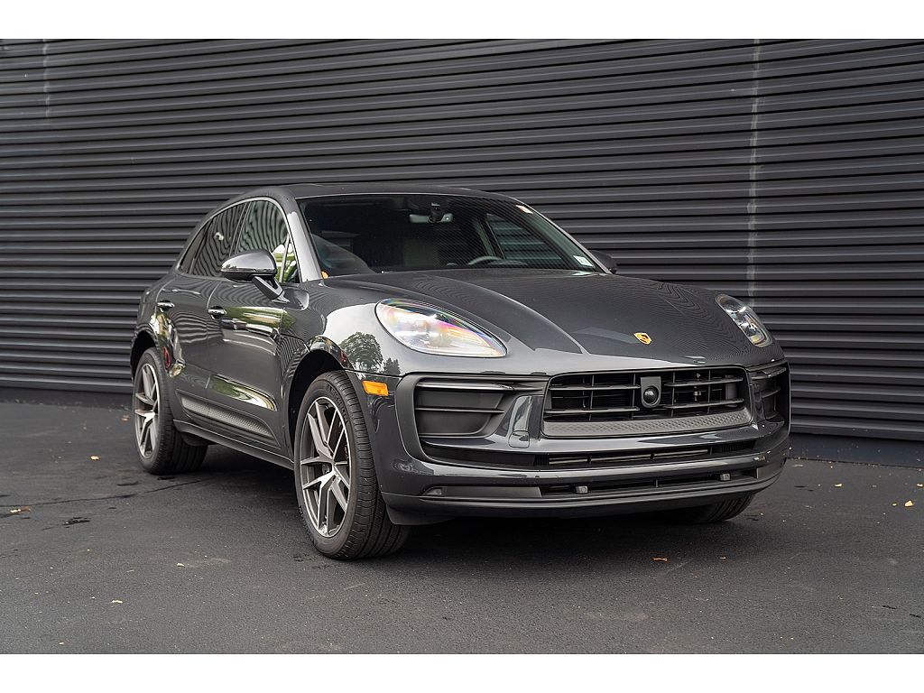 2026 Porsche Macan