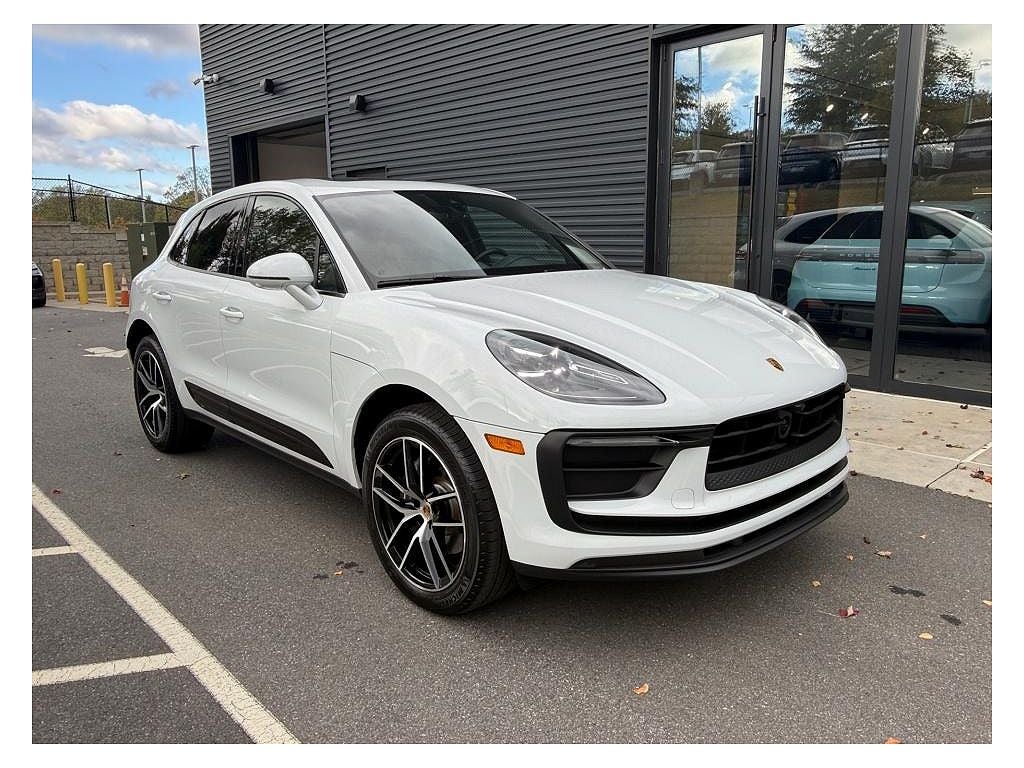 2026 Porsche Macan