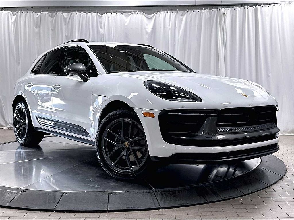 2026 Porsche Macan T