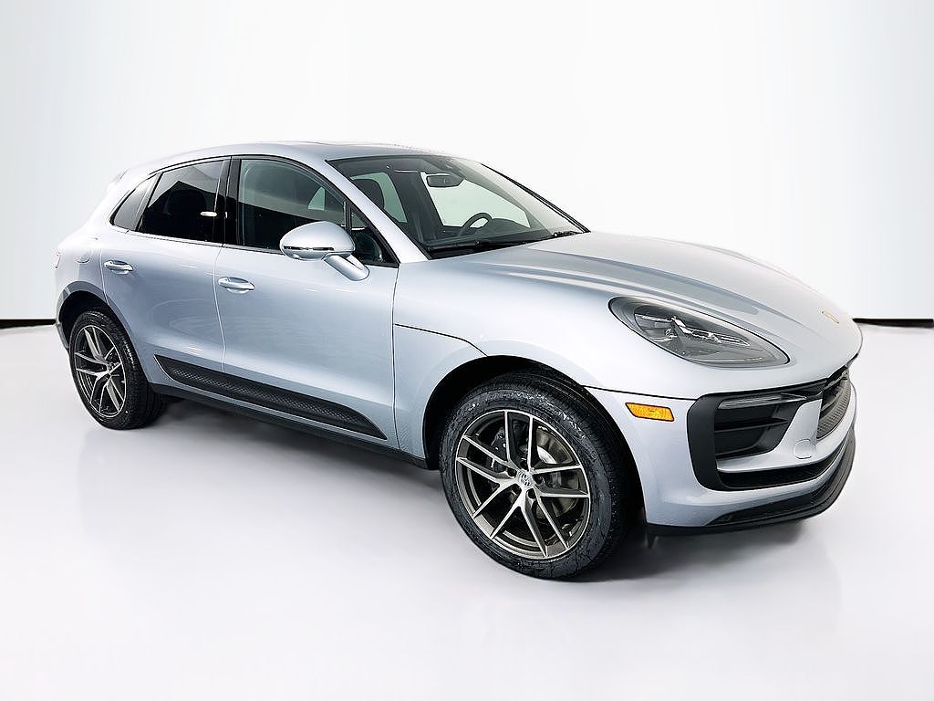 2026 Porsche Macan