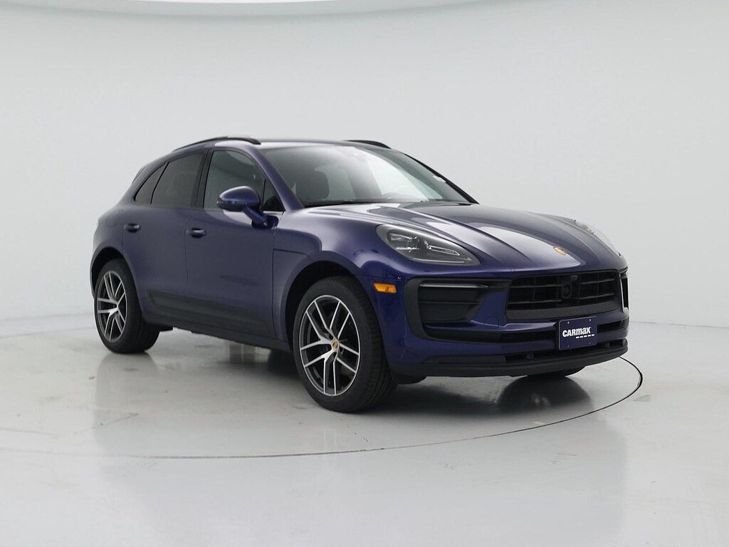 2023 Porsche Macan T